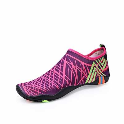Fashion cool neutral shoes